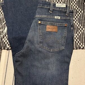 Wrangler Men's Dark Blue Straight Jeans